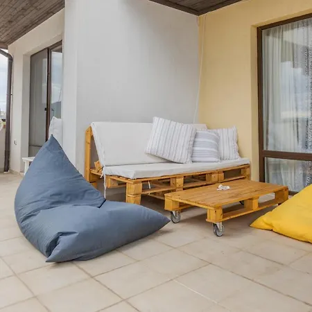 Lovely 3bd Flat With Parking And Sea View By Flаt Manаger 체르노모레츠